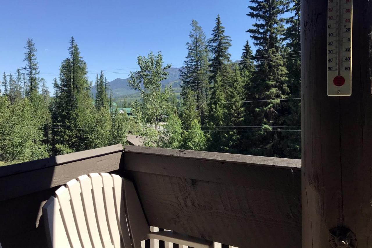 The Griz Inn By Park Vacation Management Ферні Екстер'єр фото